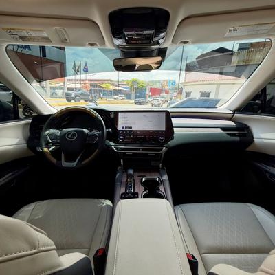 Lexus RX 2025