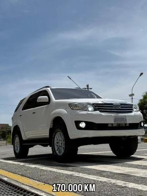 Toyota Fortuner 2015