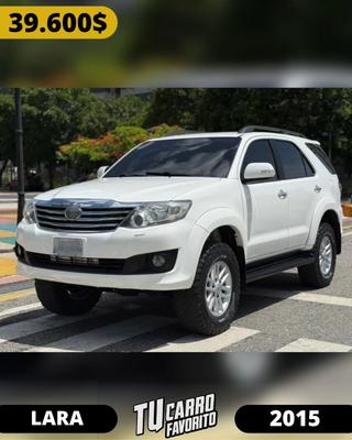 Toyota Fortuner 2015