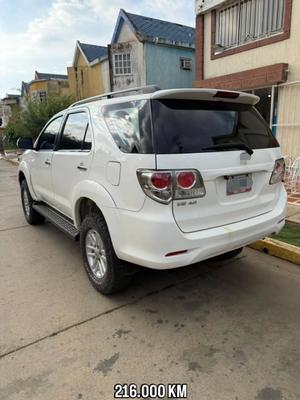 Toyota Fortuner 2013