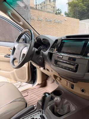 Toyota Fortuner 2013