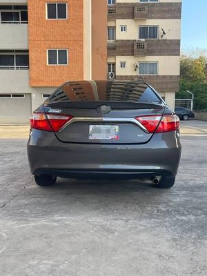 Toyota Camry 2016