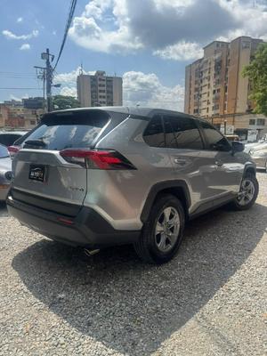 Toyota RAV4 2025