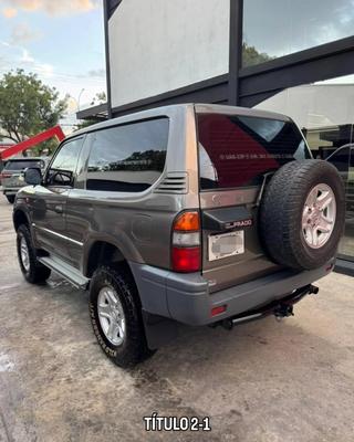 Toyota Meru 2007