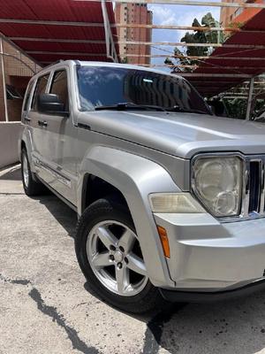 Jeep Cherokee KK 2009