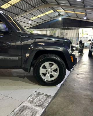 Jeep Cherokee 2011