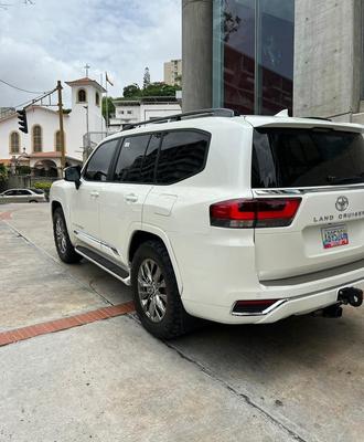 Toyota Land Cruiser 2024
