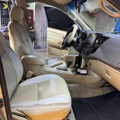 Toyota Fortuner 2010