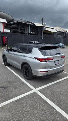 Mitsubishi Outlander 2024