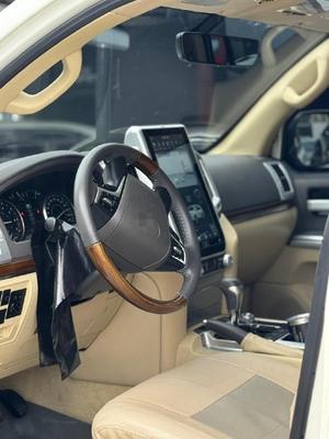 Toyota Land Cruiser 2016