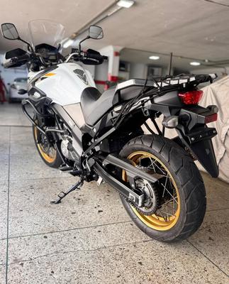 Suzuki V-Strom 650 2024
