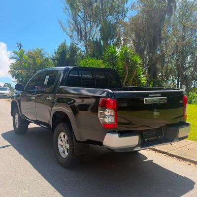 Mitsubishi L200 2021