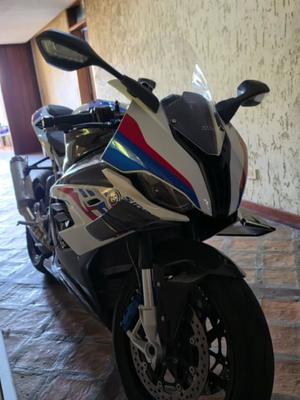 BMW RR1000 2022