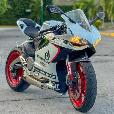 Ducati Panigale 2014