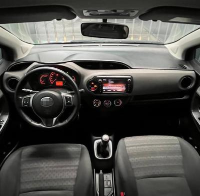 Toyota Yaris 2016