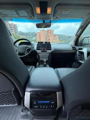 Toyota Prado 2022