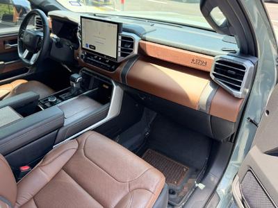 Toyota Tundra 2024