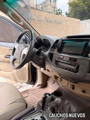 Toyota Fortuner 2013