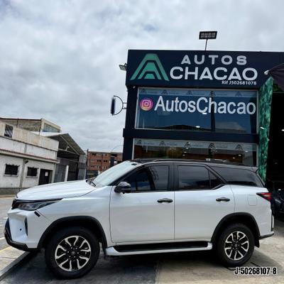 Toyota Fortuner 2024