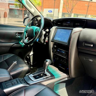 Toyota Fortuner 2024