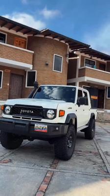 Toyota Land Cruiser LC79 2025