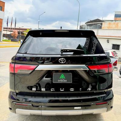 Toyota Sequoia 2026