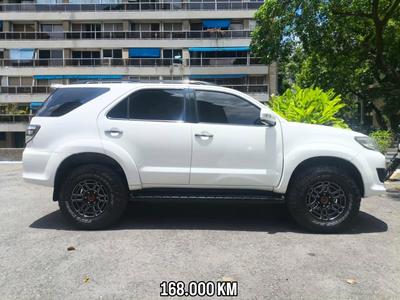 Toyota Fortuner 2012
