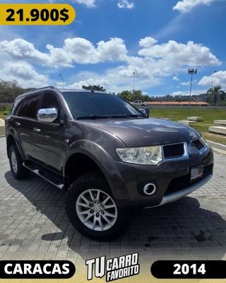 Mitsubishi Montero 2014