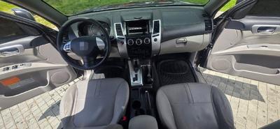 Mitsubishi Montero 2014