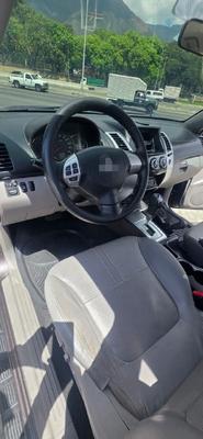 Mitsubishi Montero 2014