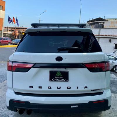 Toyota Sequoia 2026