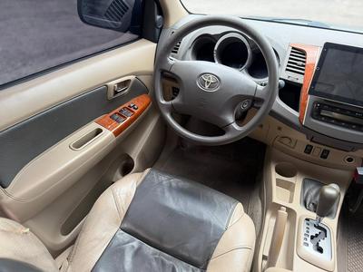 Toyota Fortuner 2010