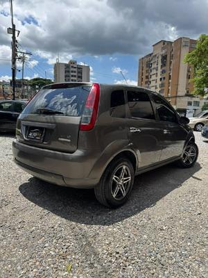 Ford Fiesta 2012