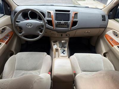 Toyota Fortuner 2011