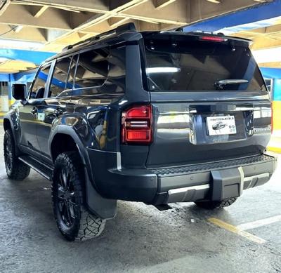Toyota Land Cruiser 2024