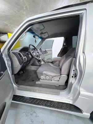 Mitsubishi Montero 2006