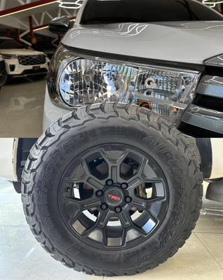 Toyota Hilux 2024