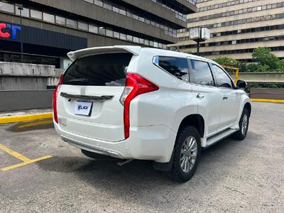 Mitsubishi Montero 2019
