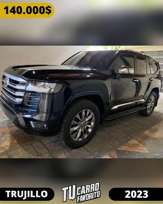 Toyota Land Cruiser 300 2023