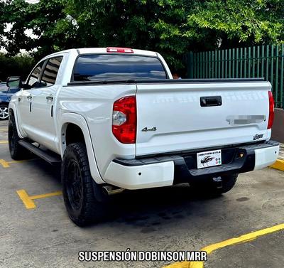Toyota Tundra 2016
