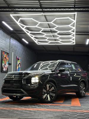 Mitsubishi Outlander 2026