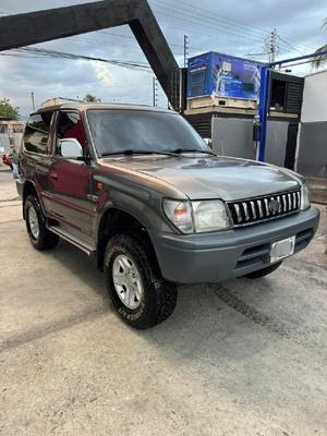 Toyota Meru 2007