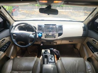 Toyota Fortuner 2012