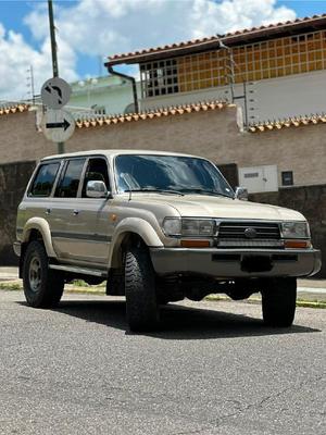 Toyota Land Cruiser 2001