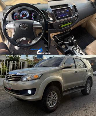Toyota Fortuner 2015