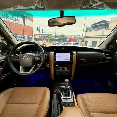 Toyota Fortuner 2024
