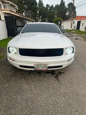 Ford Mustang 2006