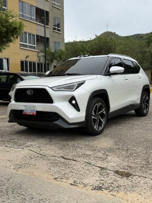 Toyota Yaris 2024