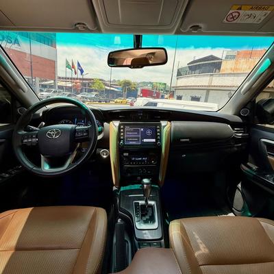 Toyota Fortuner 2021