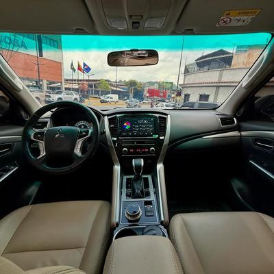 Mitsubishi Montero 2022